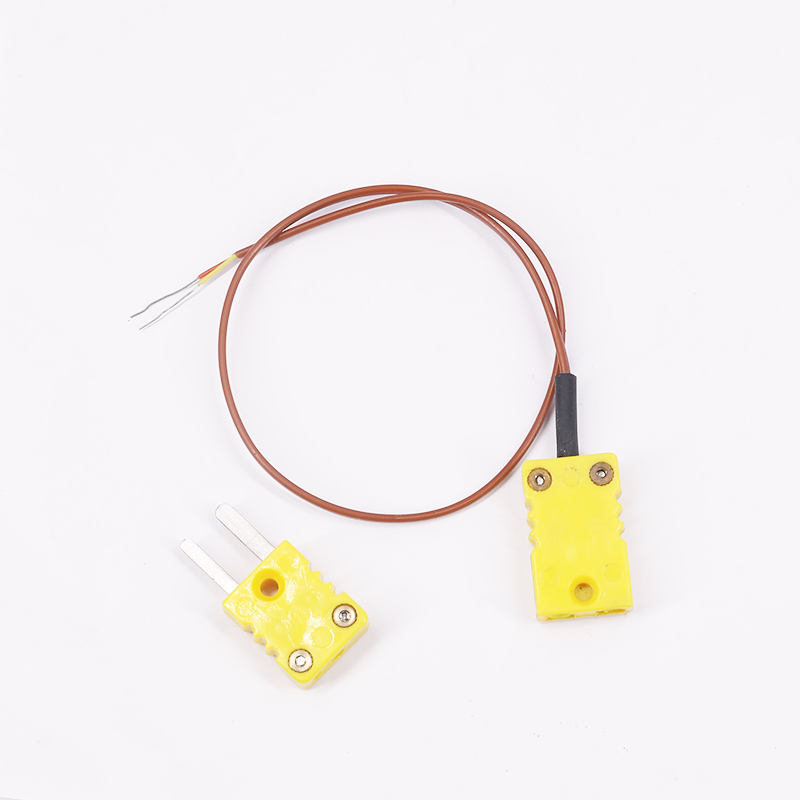 ব্রাউন PTFE-চাপযুক্ত তাপমাত্রা পরিমাপ 2-তারের থার্মোকল এক্সটেনশন তারের সাথে সরাসরি যোগাযোগের কে-টাইপ সেন্সরের জন্য থার্মোকল প্লাগ